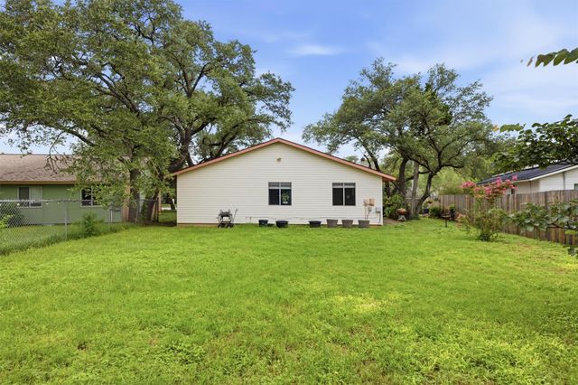 7737 Croftwood DR, Austin, TX 78749