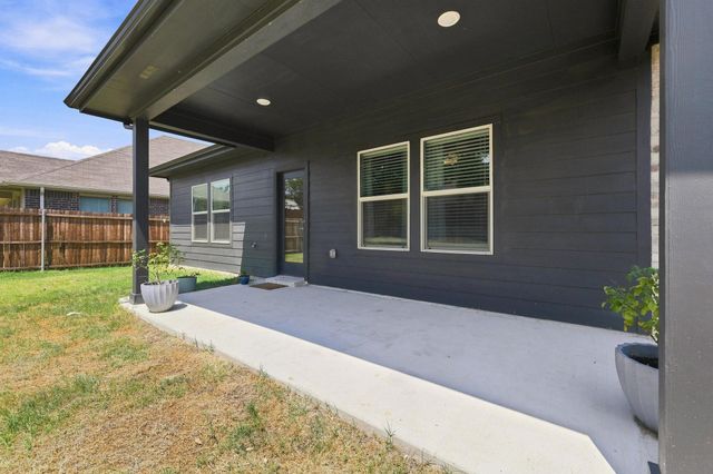 408 Castle Road, Sherman, TX 75092