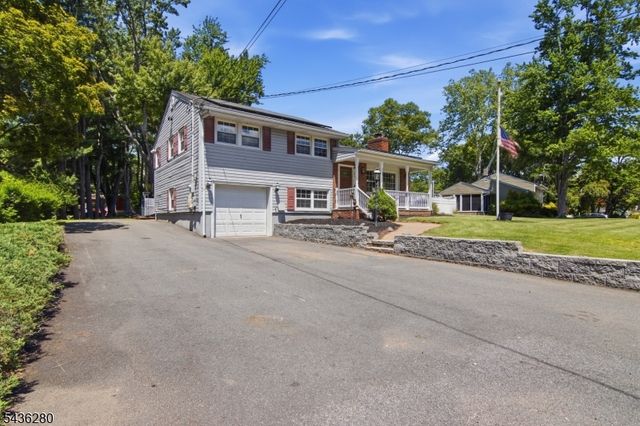 1252 Ringwood Ave, Pompton Lakes Boro, NJ 07442