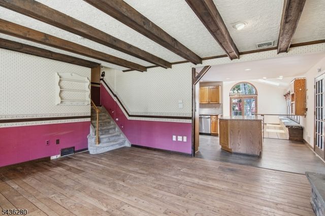 1252 Ringwood Ave, Pompton Lakes Boro, NJ 07442