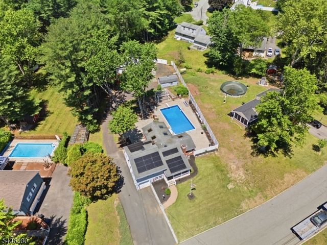 1252 Ringwood Ave, Pompton Lakes Boro, NJ 07442