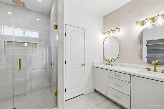 3100 N Adler Avenue E, Edinburg, TX 78541