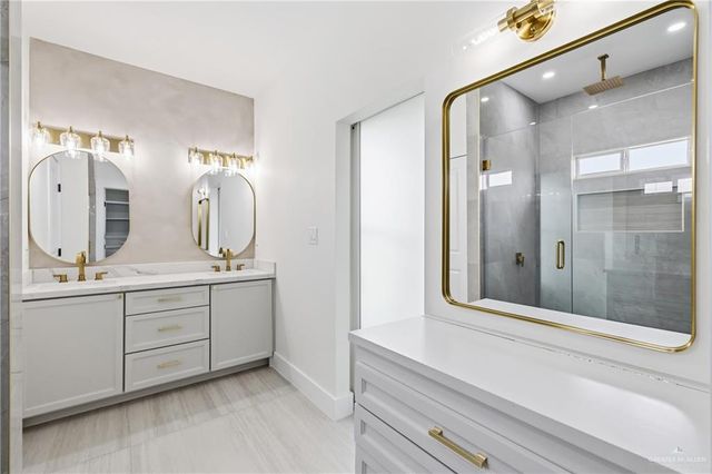 3100 N Adler Avenue E, Edinburg, TX 78541