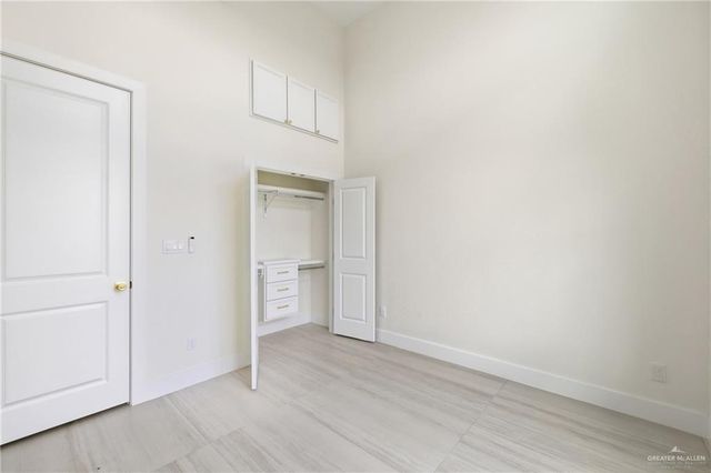 3100 N Adler Avenue E, Edinburg, TX 78541