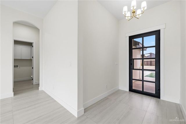 3100 N Adler Avenue E, Edinburg, TX 78541