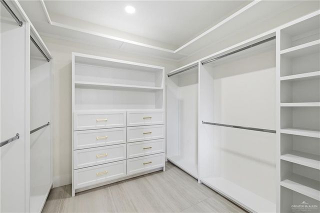 3100 N Adler Avenue E, Edinburg, TX 78541