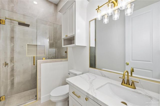 3100 N Adler Avenue E, Edinburg, TX 78541