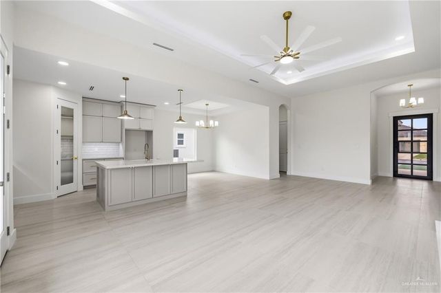 3100 N Adler Avenue E, Edinburg, TX 78541