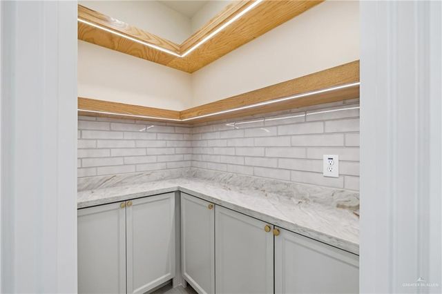 3100 N Adler Avenue E, Edinburg, TX 78541