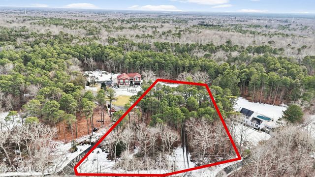 283 E Pleasant Grove Road, Jackson, NJ 08527