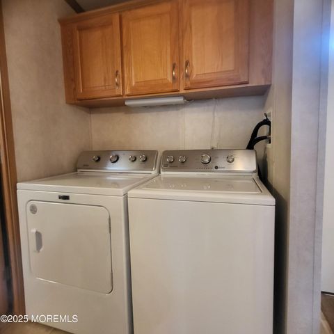 57 Shorehaven Road, Hazlet, NJ 07730