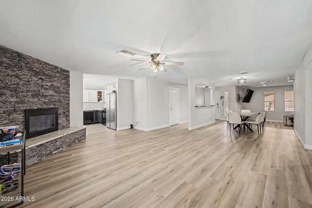 1727 N SUMMER Circle, Mesa, AZ 85203