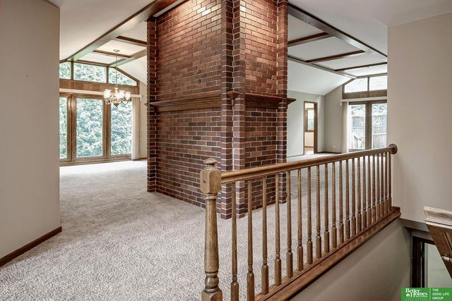 806 N 131 Court, Omaha, NE 68154