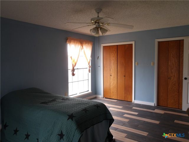 2512 S State Highway 36, Gatesville, TX 76528
