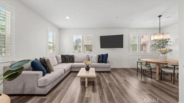 1201 Garnet Court, Colton, CA 92324