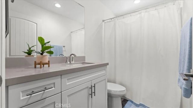 1201 Garnet Court, Colton, CA 92324