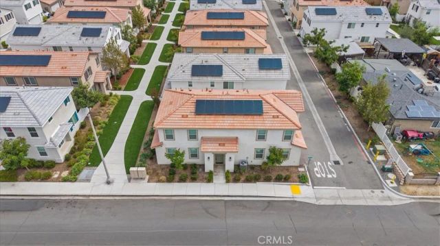 1201 Garnet Court, Colton, CA 92324
