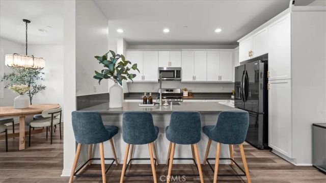 1201 Garnet Court, Colton, CA 92324