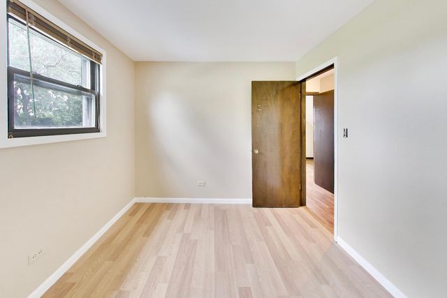 3040 N Wolf Road, Melrose Park, IL 60164
