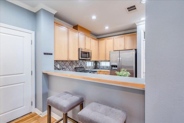 2115 Bluebonnet Ln 4A LN 4-A, Austin, TX 78704