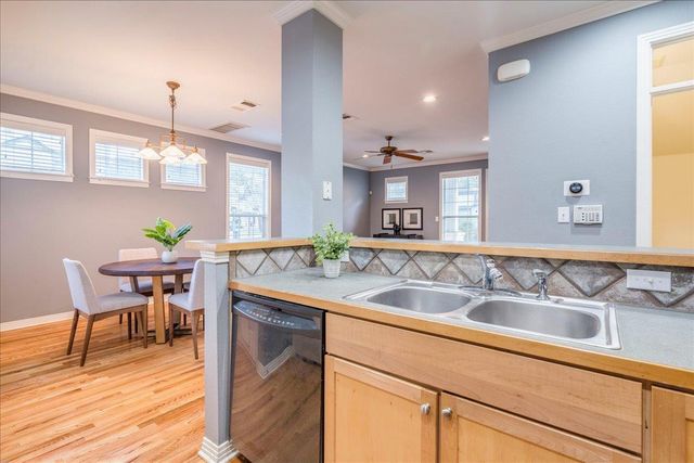 2115 Bluebonnet Ln 4A LN 4-A, Austin, TX 78704