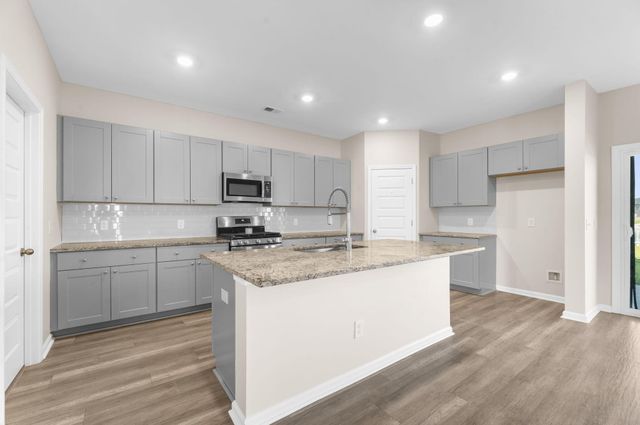 570 Spanish Wells Road, Summerville, SC 29486