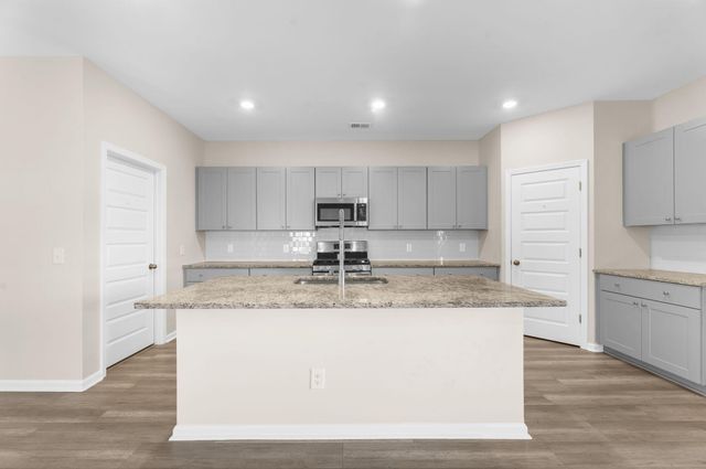 570 Spanish Wells Road, Summerville, SC 29486