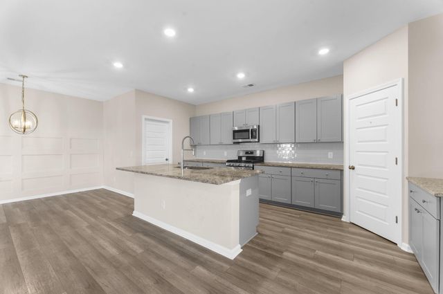 570 Spanish Wells Road, Summerville, SC 29486