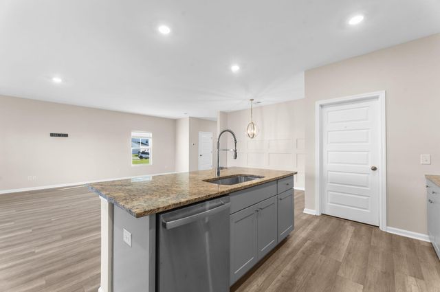 570 Spanish Wells Road, Summerville, SC 29486