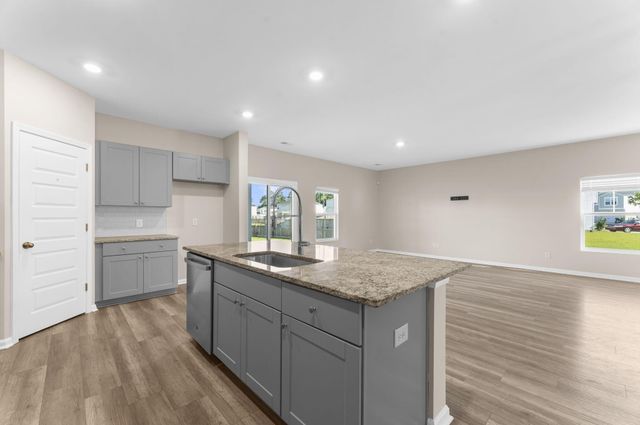 570 Spanish Wells Road, Summerville, SC 29486