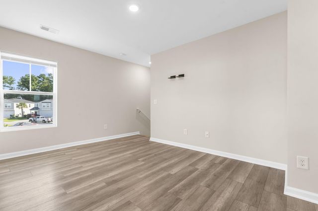 570 Spanish Wells Road, Summerville, SC 29486