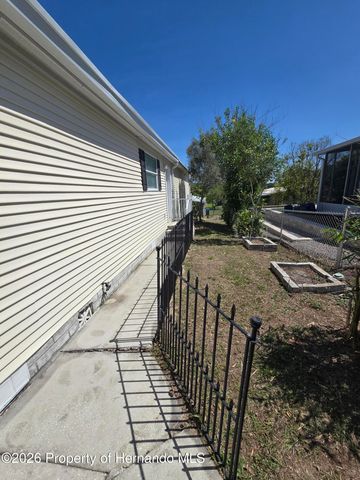 8254 Weatherford Avenue, Brooksville, FL 34613