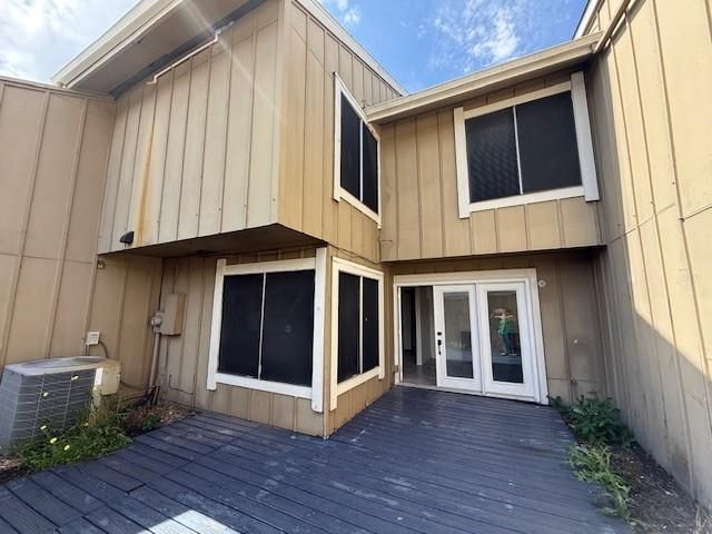 6106 W Airport Boulevard 18, Houston, TX 77035