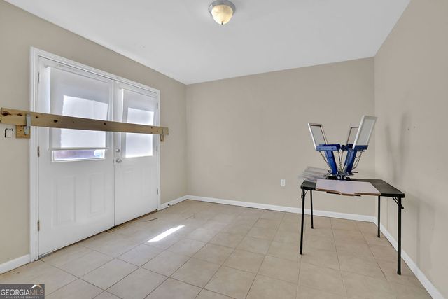 2977 Cadbury Court, Snellville, GA 30039