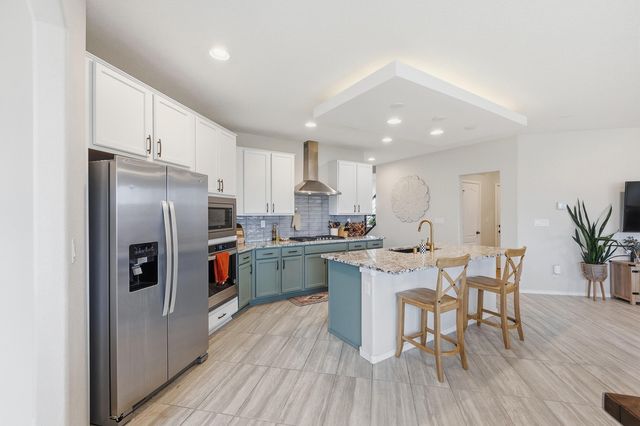 12120 Echo Valley Lane NW, Albuquerque, NM 87120