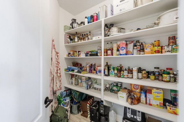 12120 Echo Valley Lane NW, Albuquerque, NM 87120