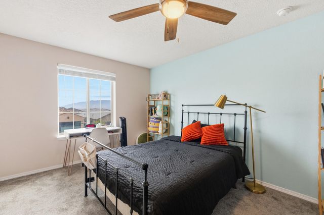 12120 Echo Valley Lane NW, Albuquerque, NM 87120