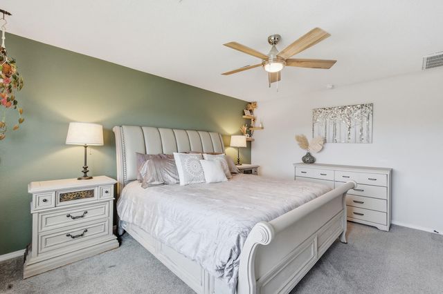 12120 Echo Valley Lane NW, Albuquerque, NM 87120