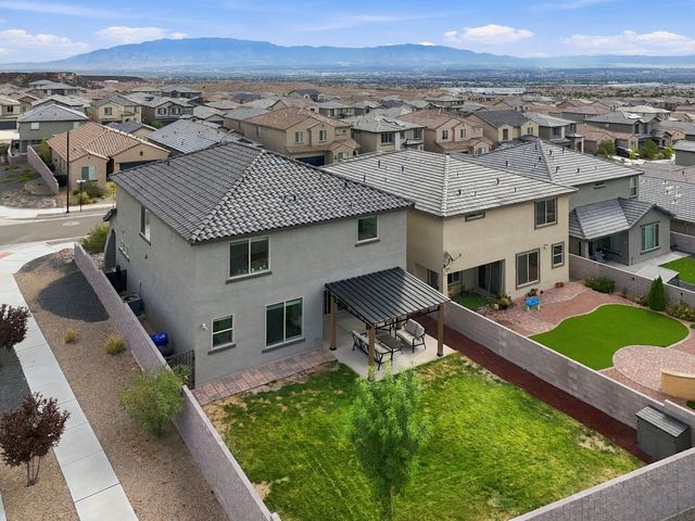 12120 Echo Valley Lane NW, Albuquerque, NM 87120