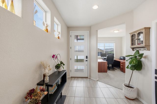 12120 Echo Valley Lane NW, Albuquerque, NM 87120