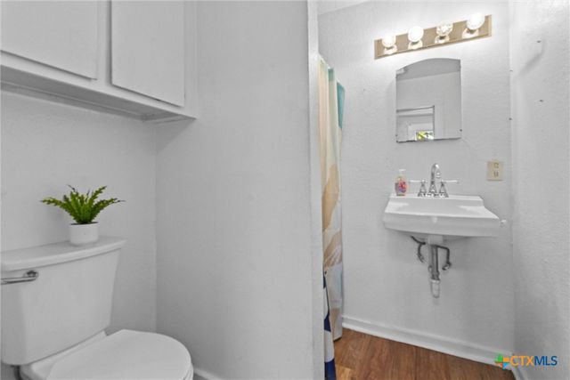 527 W San Antonio Street, San Marcos, TX 78666