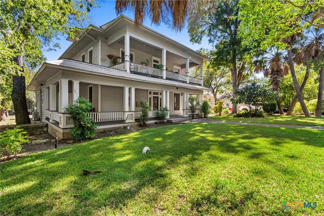527 W San Antonio Street, San Marcos, TX 78666