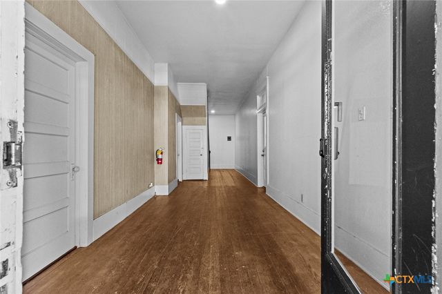 527 W San Antonio Street, San Marcos, TX 78666