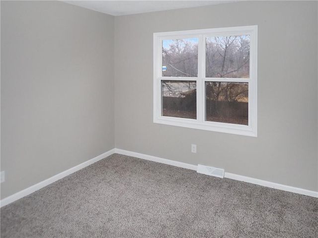 5307 Lewis Avenue, Kansas City, MO 64129