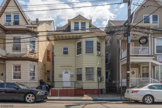 58 Park Ave, Paterson City, NJ 07501