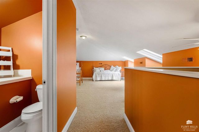 630 S Scenic Drive, Manhattan, KS 66503