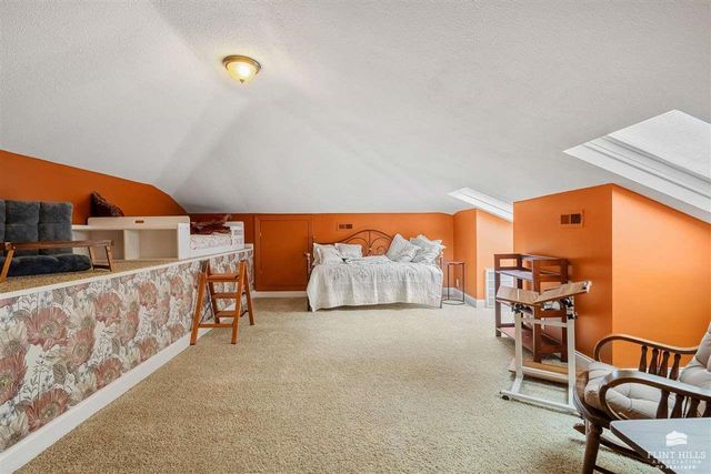 630 S Scenic Drive, Manhattan, KS 66503