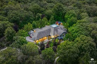 630 S Scenic Drive, Manhattan, KS 66503