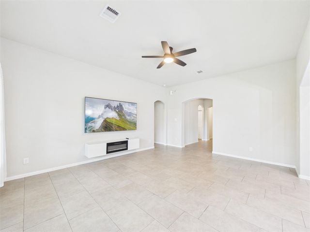 721 Rim Water Drive, Alvin, TX 77511