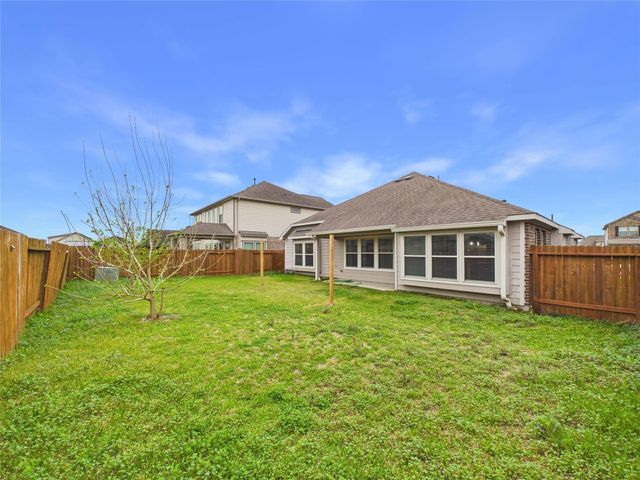 721 Rim Water Drive, Alvin, TX 77511